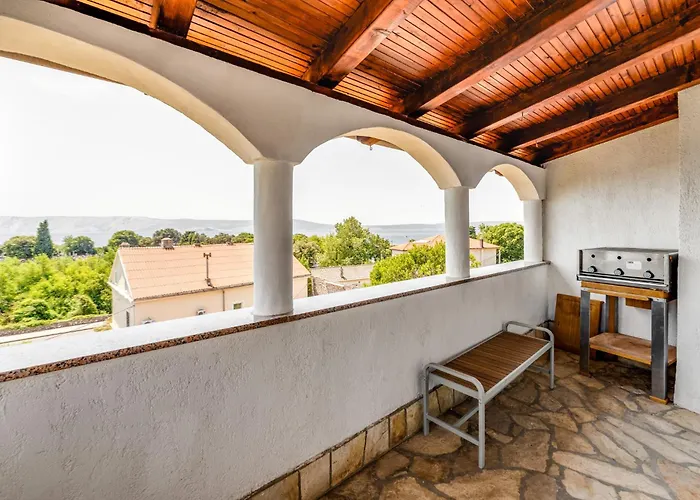 Apartament Dvor Aaki *