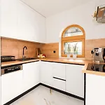 Dvor Aaki Appartement Novi Vinodolski