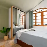 Appartement Dvor Aaki