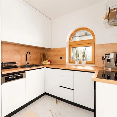 Dvor Aaki Appartement Novi Vinodolski