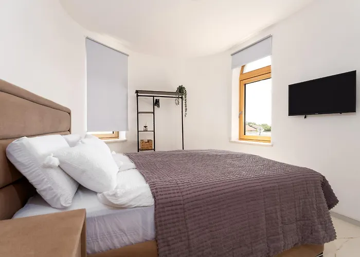 Apartman Dvor Aaki Novi Vinodolski